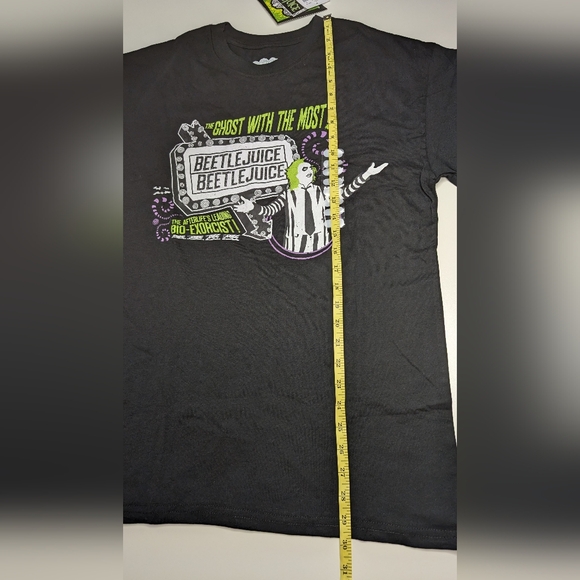 NWT Mens Large Beetlejuice Black T-shirt Short Sleeve 'The Ghost With the Most' - Picture 7 of 7